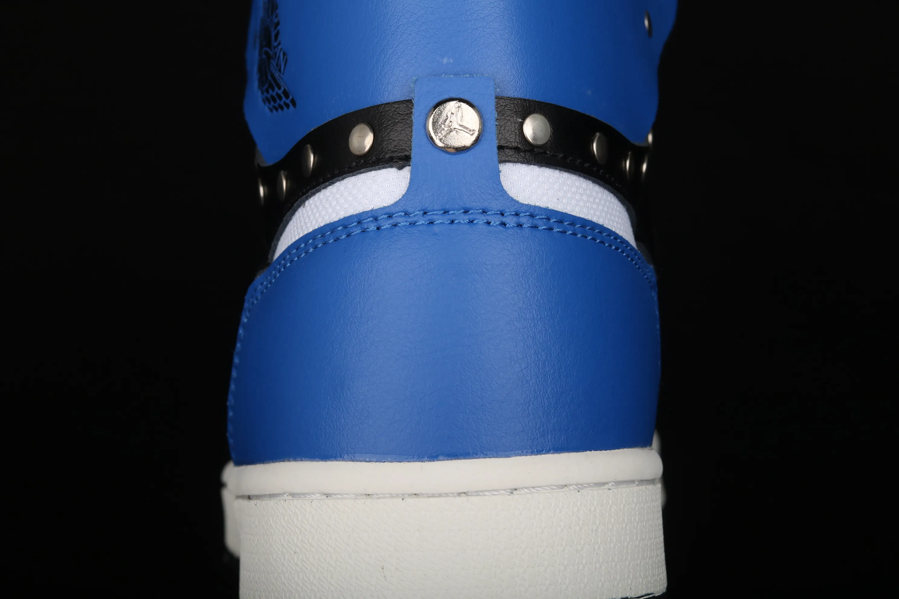 All categories Air Jordan Jordan series basketball shoes Air Jordan 1 High Z version Air Jordan 1 Zoom Comfort SE "Hyper Royal" AJ1 Joe 1 metal rivets black and blue CZ1360-401